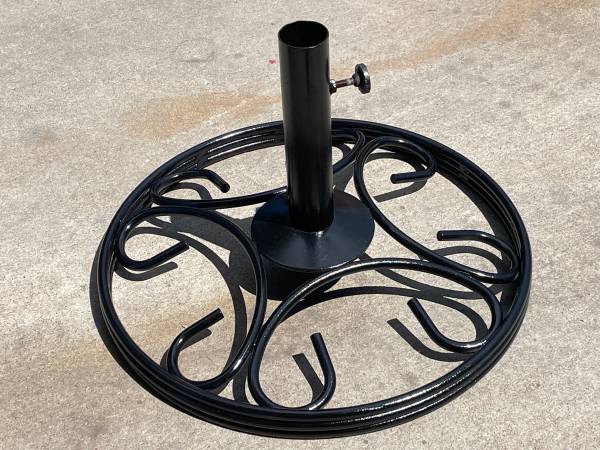 BRAND NEW!!  BLACK IRON UMBRELLA STAND BASE 1
