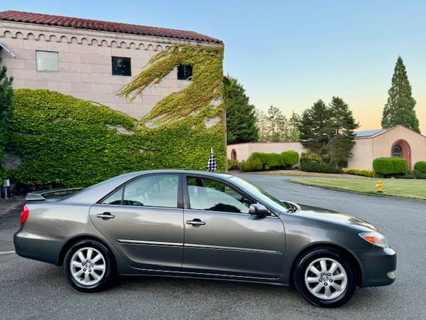 2003 TOYOTA CAMRY XLE*LOW MILES*WELL SERVICED*FULLY LOADED*GAS SAVER* - $6,700 (Seattle)63624395961857124