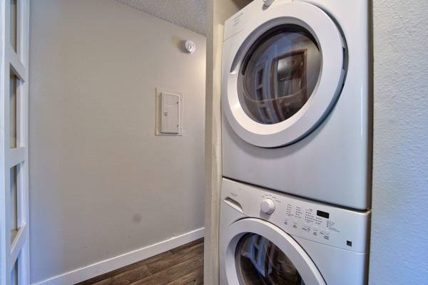$1,799 / 3br - 960ft2 - 🥳🥳¡La vida acaba de mejorar! ¡Precio bajo en este 3x1! 🥳🥳 (5400 Southwest 180th Avenue, Aloha, OR)63956353780354121