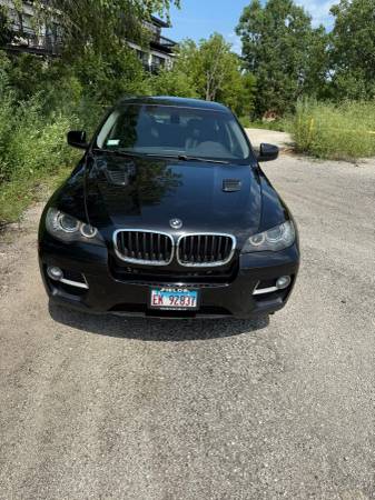 *** Luxury Sport Utility Vehicle BMW *** Excellent Condition For Sale - $12,900 (Chicago, IL)63469629398273123