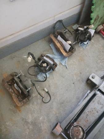 BMW 5 series E60 Brake Calipers (all 4) sensors,pads etc. First $100 a 1
