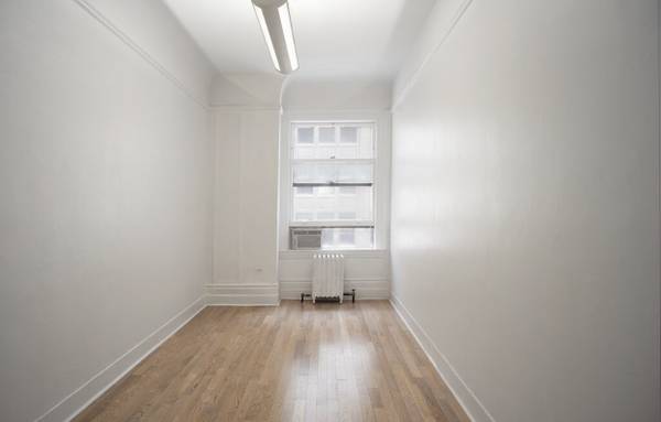 $1,700 / 360ft2 - LOTS OF OFFICES 277 sq ft -700 sq ft $1,700 - $4000 MADISON SQ PARK (Flatiron)63945496268803121