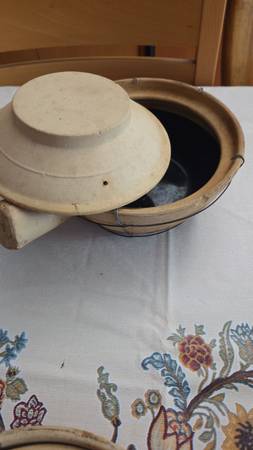 Free clay pots (2) 1