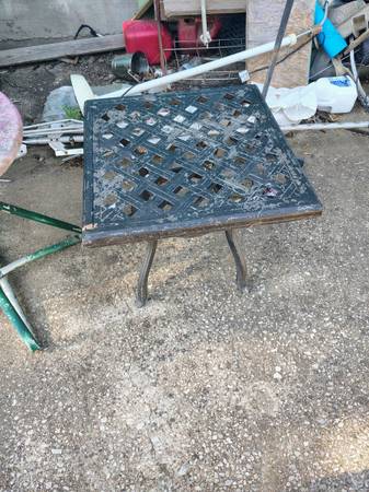 Outdoor table 1