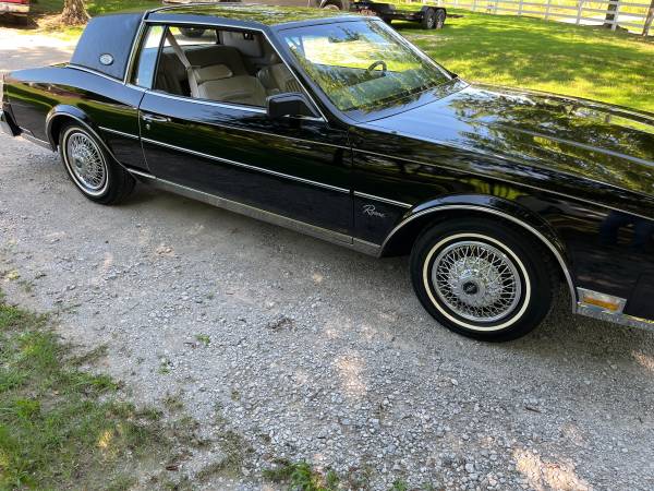Buick Riviera 1984 Buick Riviera 37k miles Excellent Always Garaged - - $19,900 (Tulsa)63619951932163121