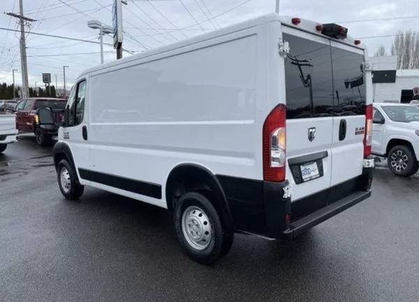 Pick Up & Delivery Services 1