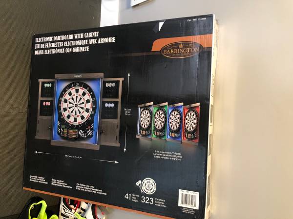 Barrington Electronic Dartboard with Cabinet 1