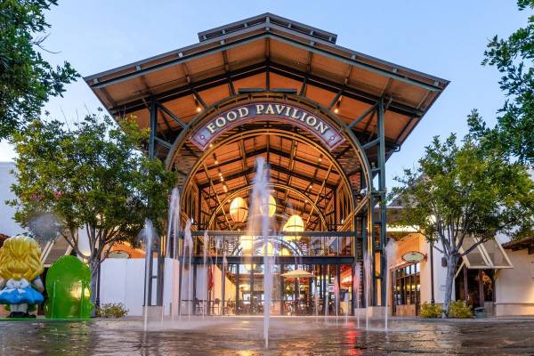 $4,000 / 1239ft2 - Servicios de patrullaje dedicados, parques y espacios verdes cercanos (Millenia Chula Vista)63657310369921121