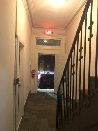 $550 326 N. Carey st (Baltimore)63694482863489120