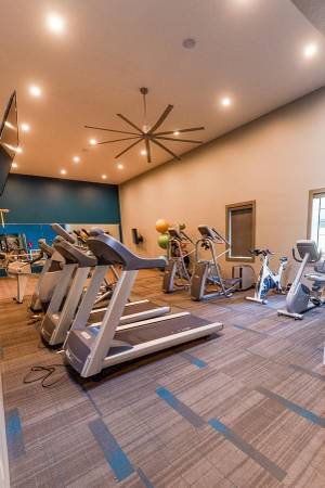 $1,436 / 1br - 635ft2 - Extra Storage, Close to JBLM, Microwave*, Two On-site Dog Parks (Fircrest)63934418563970121