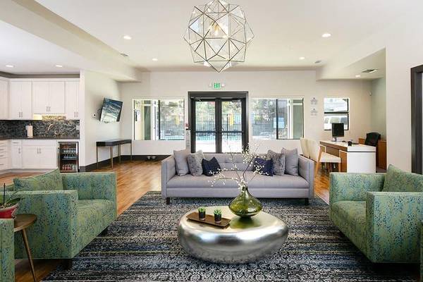$2,295 / 2br - 1105ft2 - W/D, Playground, Swimming Pool, Fitness Center (fairfield / vacaville)63938624554883121
