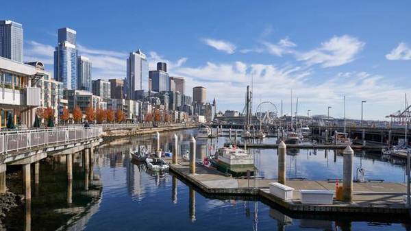 $2,155 / 1br - 655ft2 - Stunning 1 BR/1 BA with Private Balcony, Fitness Center (Belltown)63874307603969122