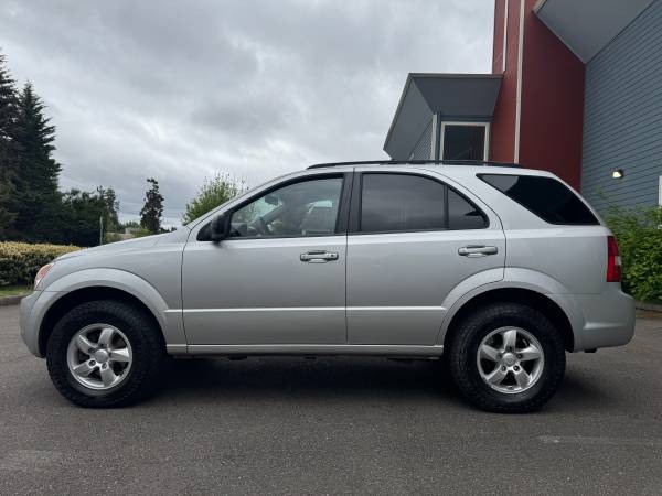 Segundo propietario, Kia Sorento LX AWD 2009 en excelente estado de funcionamiento >> - $2.995 (Daily Deals Auto Sales Seattle)63441436247683124