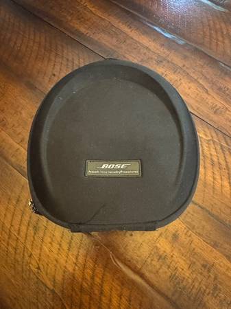Bose® QuietComfort® 15 Acoustic Noise Cancelling Headphones - $80 (Redmond)63471418712961122