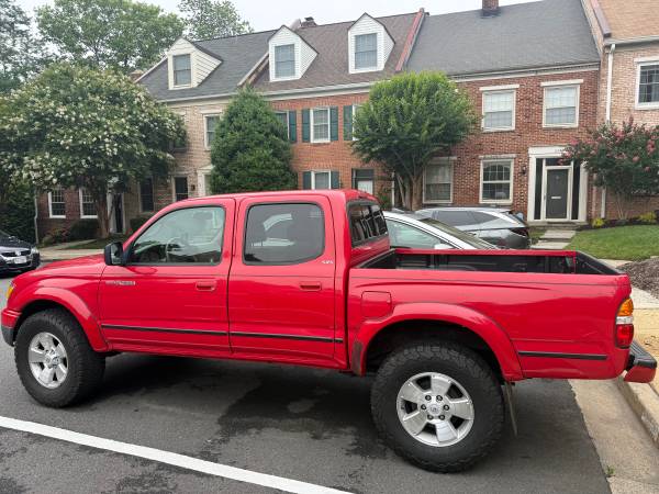 Big Red Toyota Tacoma - $9,99963618665050499122