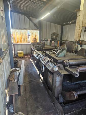 Marvel Industrial Bandsaw - $4500 (Kelso)63470448003715121