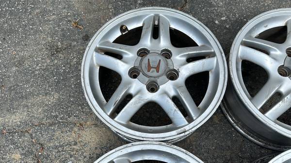 Honda CRV llantas de aluminio de 15 pulgadas, 5 perforaciones de 114,3 mm - $200 (montebello)63471426612225121