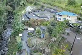 $1,175 / 2br - 450ft2 - Beautiful House By River (Hilo)63939665489539120