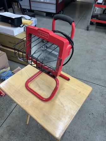 Halogen Portable Work Light - Like New 1