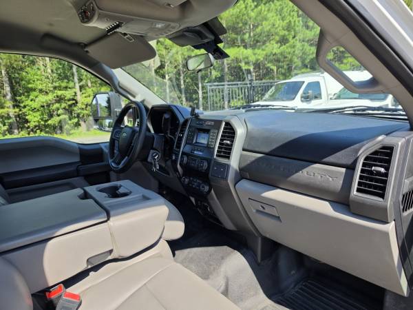 2020 Ford F550 F-550 XL - Photo 14