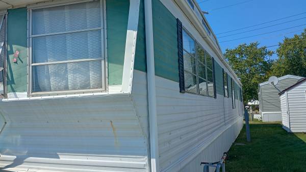 $10,000 / 2br - 840ft2 - Remolque amueblado de una sola unidad en venta (Toledo)63836548197377121