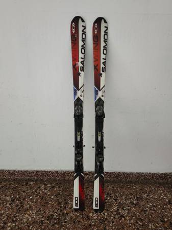 SALOMON AEROMAX １５８㎝カービングスキー SWIX１０５㎝ポール 158 cm Salomon X Wing 800 Skis with Bindings in Excellent