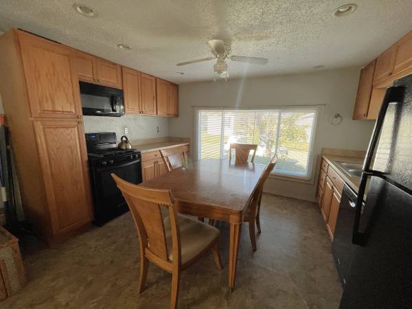 $24,900 / 2br - 845ft2 - Looking for an Affordable Move in Ready Home?  CALL TODAY! (Sterling Heights)63937875992194122