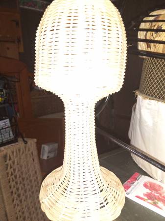 Wicker Hat / Wig Stand 1