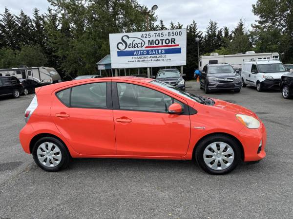 2013 Toyota Prius c Electric Two 4dr Hatchback Hatchback - $7,988 (Select Motor Auto Sales)63473308865793121