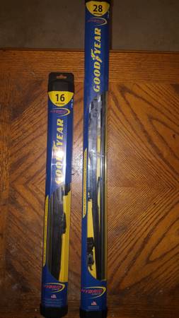 Goodyear Hybrid Wiper Blades 2016 Nissan Maxima 1