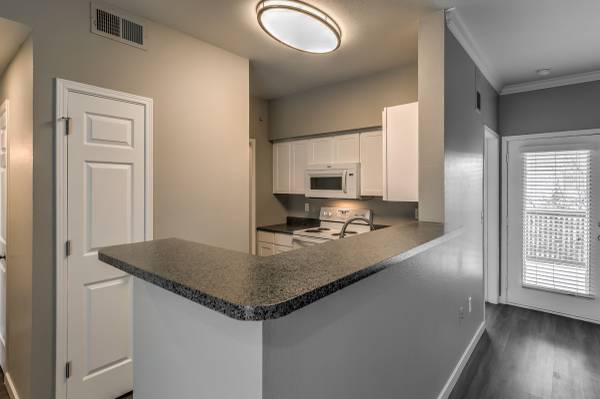 $1,545 / 2br - 960ft2 - Two Bedroom Apartment Available Soon! (Boise)63981527656963123