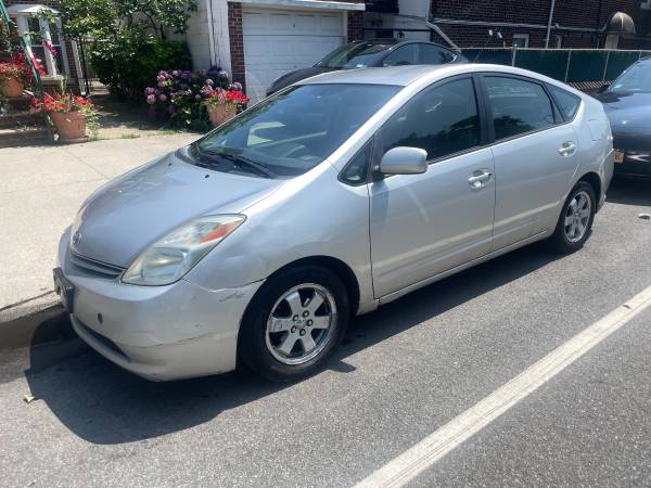 2004 Toyota Prius (LOOKING TO SELL TODAY) - $1,650 (Brooklyn)63654715495169121