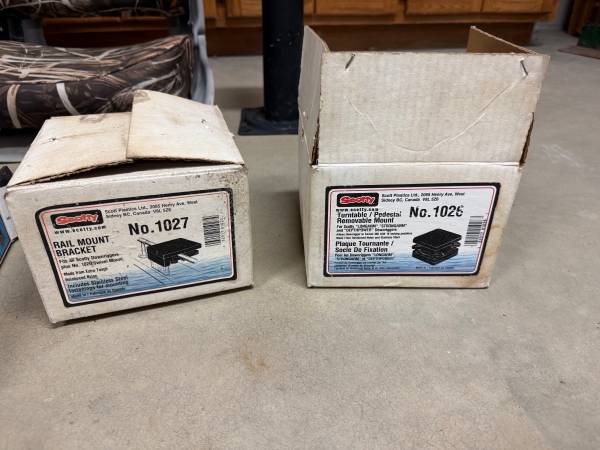 Scotty Downrigger mounting accessories 1