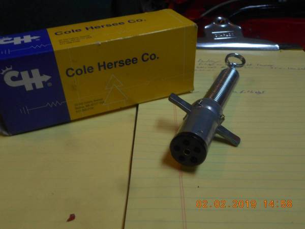 electric trailer plug 1