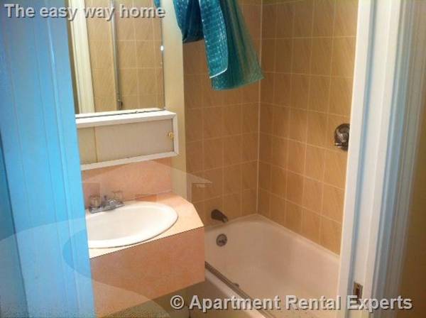 $2,300 --- Furnished Studio -- Right in Harvard Sq --- October (Harvard Sq.)63699215679745124