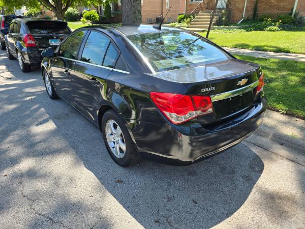 2013 CHEVY CRUZE LT ..... LIMPIO ... FUNCIONA EXCELENTE - $3,900 (Oak lawn)63624863590017122