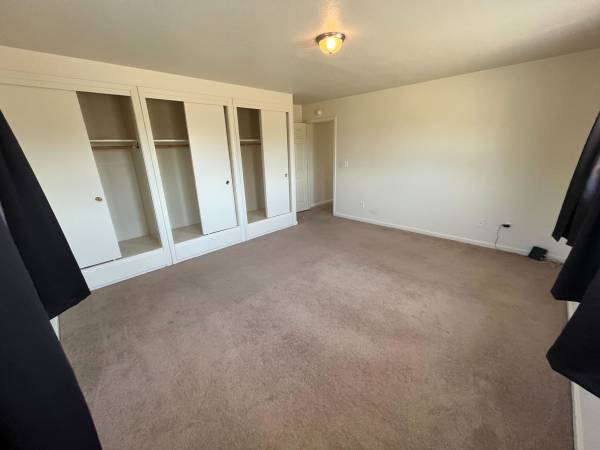$2,600 / 4br - 2516ft2 - Acogedora casa de 4 dormitorios con amplio patio trasero en Livingston!63623121515777121