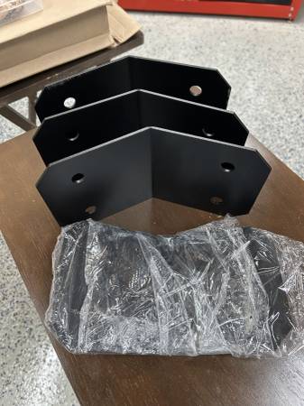 4 PCS 45 Degree Angle Brackets for 6x6 Nominal Posts 1