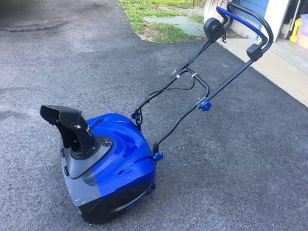 snow thrower 1