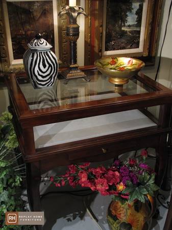 Bombay End Table 1