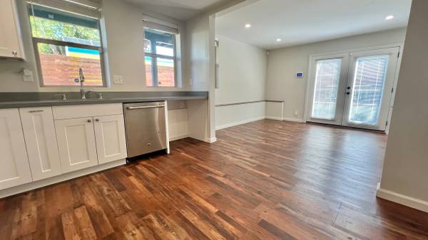 $1,800 / 1br - 550ft2 - Lovely Remodeled Victorian style duplex lower unit – 1 bd 1ba (oakland west)63847024295681123