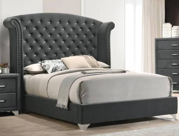 Melody throne queen bed 1