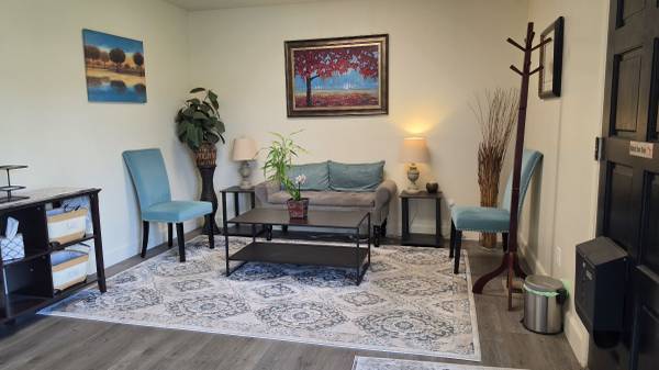 Massage/accupuncture treatment room in wellness cooperative 1