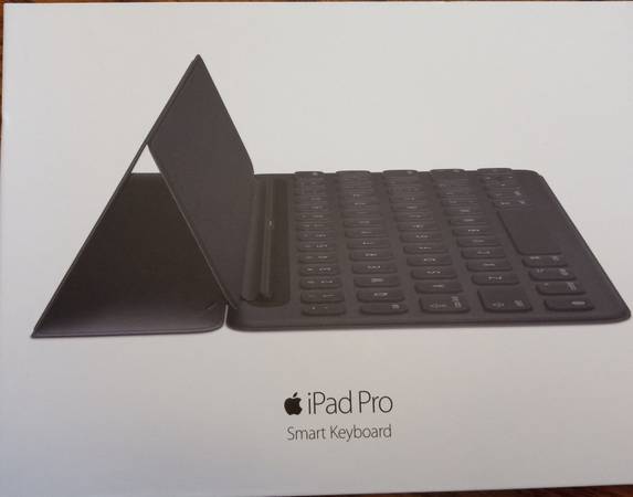 Apple Smart Keyboard for Apple iPad Pro 9.7-inch 1