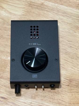 Schiit Hel 2E Headphone DAC 1