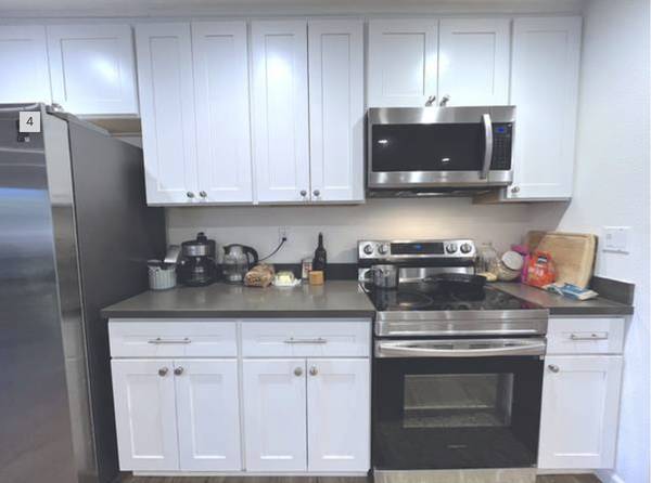 $1,000 / 3br - Habitación privada + baño compartido en Walnut Creek – Cerca de BART y Safeway (walnut creek)63880015050497124