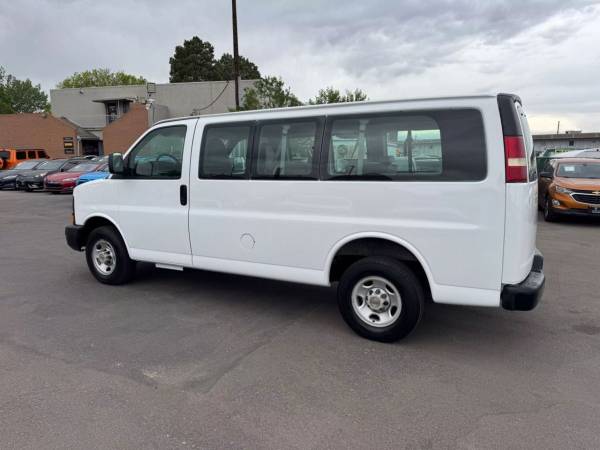 2004 Chevrolet Express 2500 Passenger Chevy Van 3D Van - $12,900 (King Auto)63612281045249123