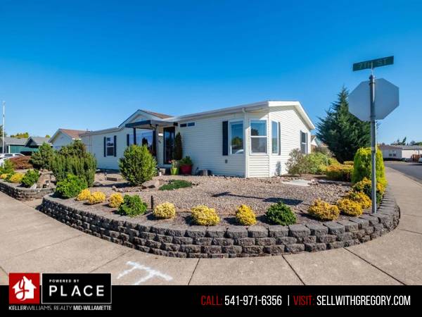 $174,900 / 3br - 1512ft2 - Stunningly Renovated Home! Move-in-ready property! (Lebanon OR)64170156782593123