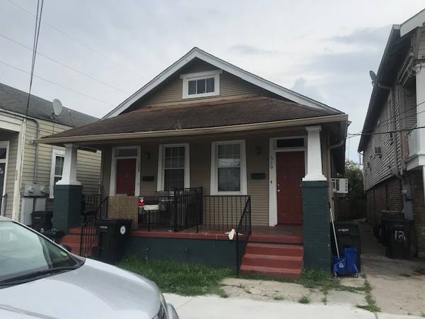 $1,095 / 2br - Casa de dos dormitorios tipo shotgun en excelente ubicación en Mid City (510 S. Hennessey)63792268651777120