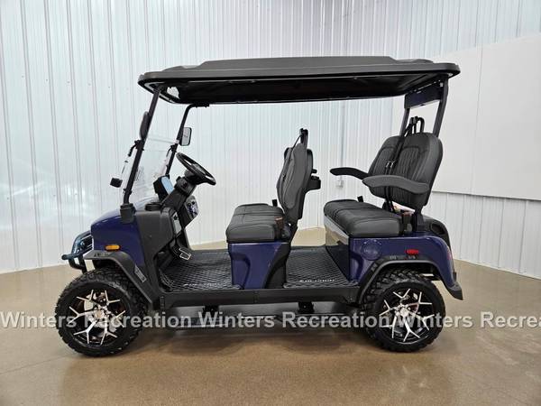 Carrito de golf Denago Rover XL de iones de litio 2025, azul - $9.995 (Winters Recreation)63470462346499122